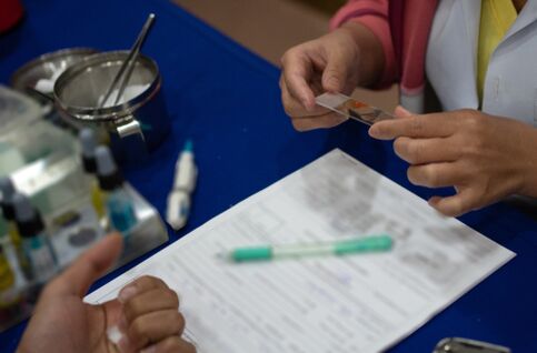 Blood donation to glucose in diabetes